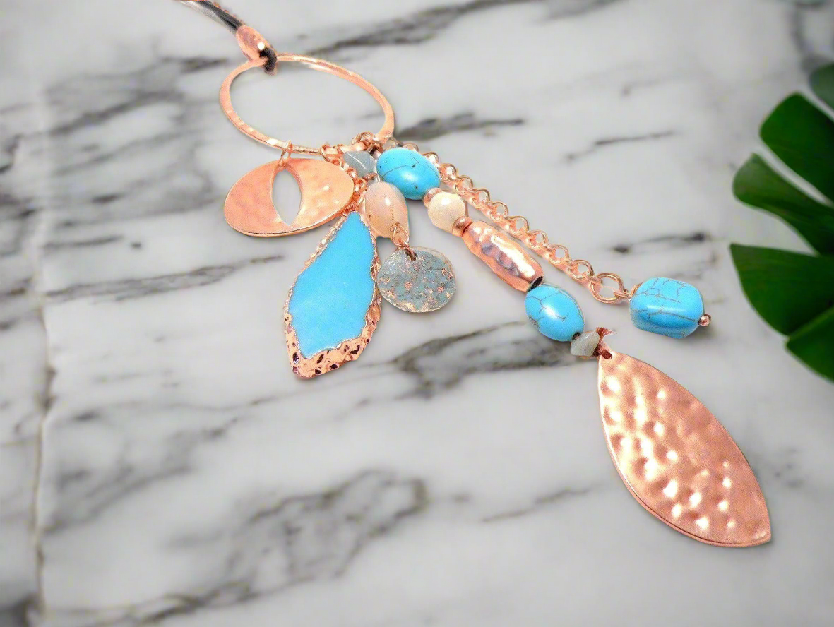 collar turquesa