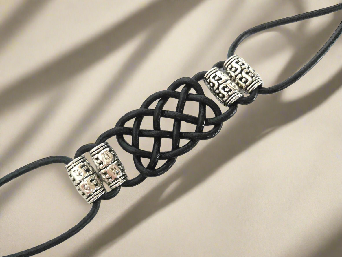 pulsera cuero trenado