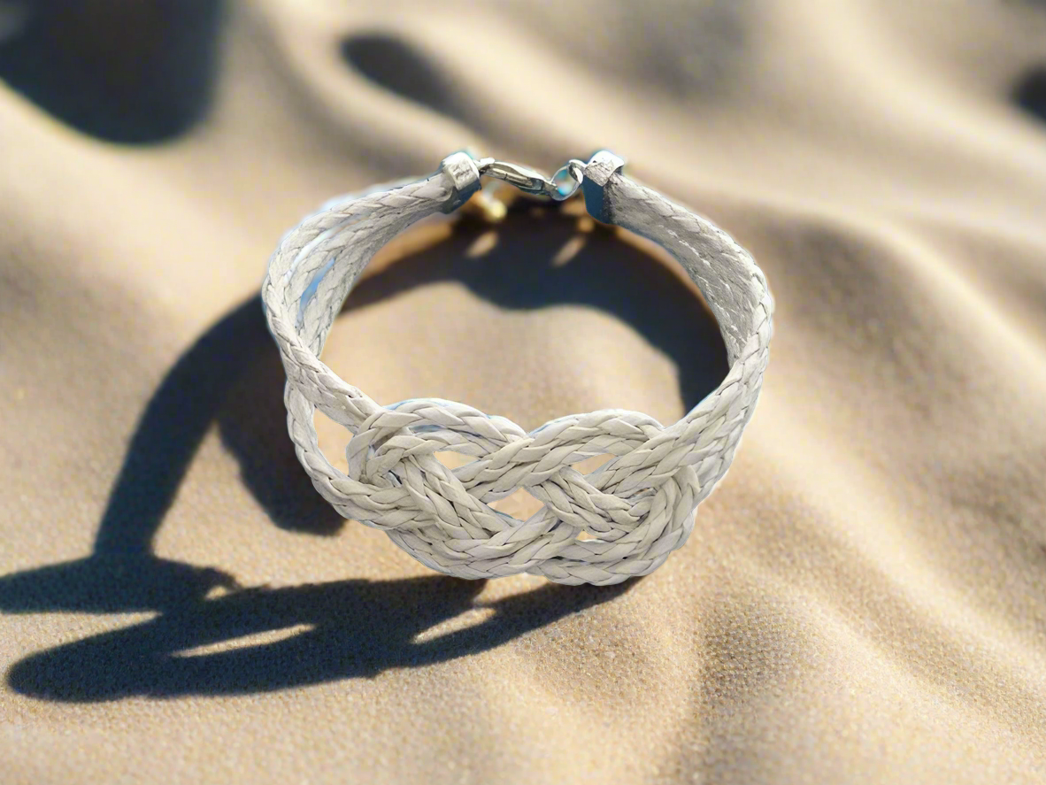 pulsera cuero blanca