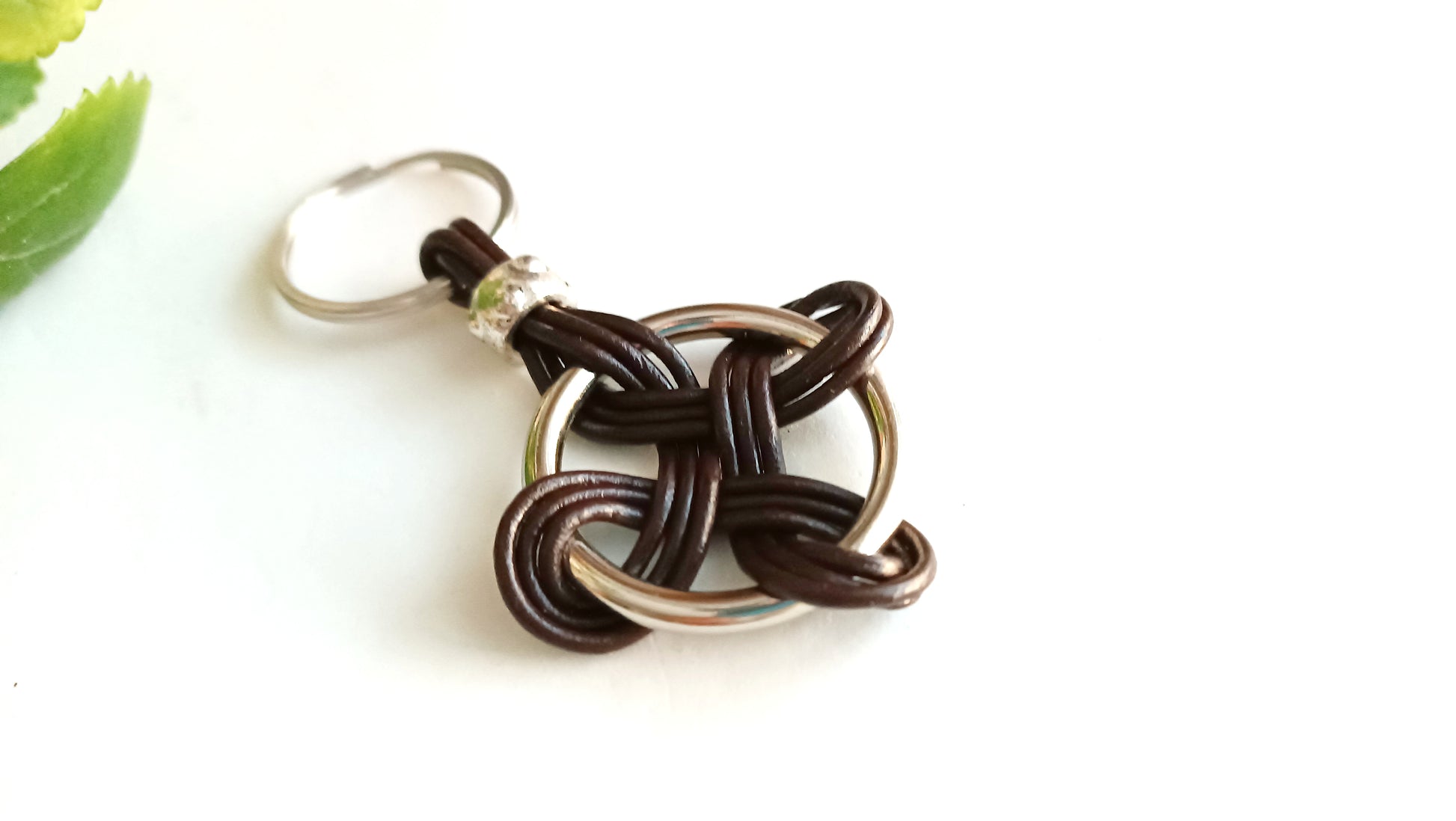 llavero nudo  de las brujas