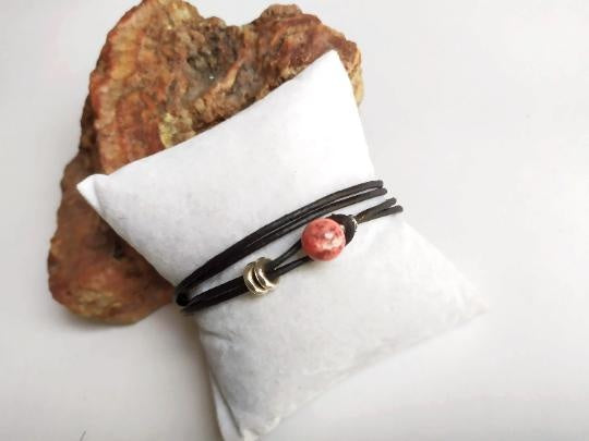 Pulsera de dos vueltas coral rojo