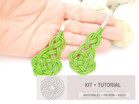 kit para hacer pendientes de cuero con nudo celta. Raquel Jiménez artesanía