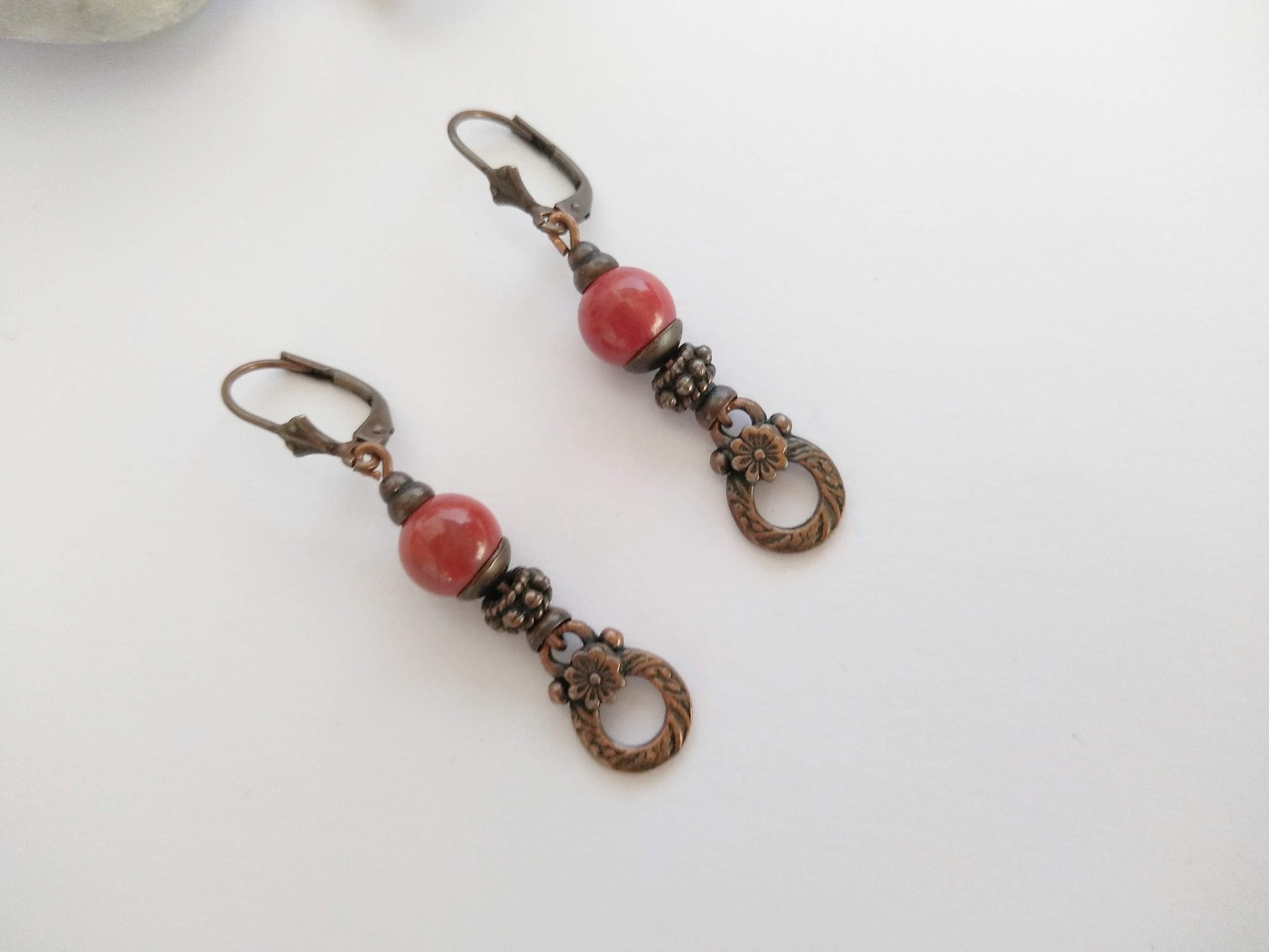 pendientes vintage bronce y rojo