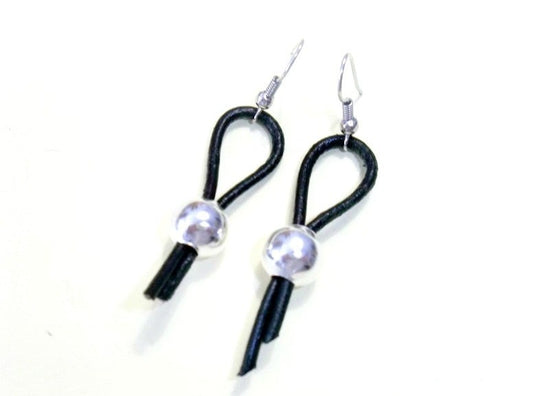 Pendientes largos de cuero y plata para estilo boho y hippie personalizados