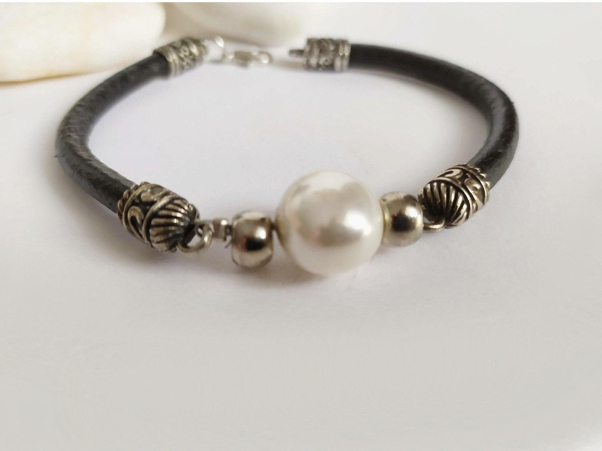 Pulsera boho de cuero