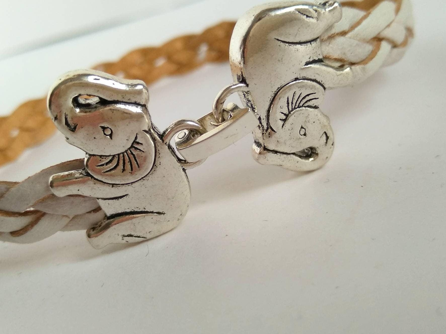 Pulsera de cuero blanco trenzado con elefante de la suerte