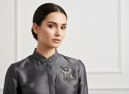 Broche de costurera chatelaine