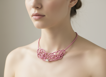 Collar de cuero rosa para mujer con nudos estilo contemporáneo