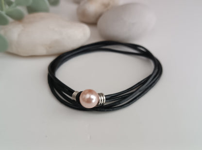 Pulsera cuero y perla rosa