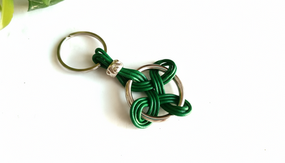 llavero nudo  de las brujas 