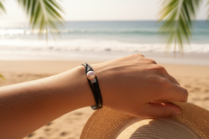 Bracelet double en cuir noir avec perle rose