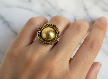 Anillo ajustable en color dorado envejecido