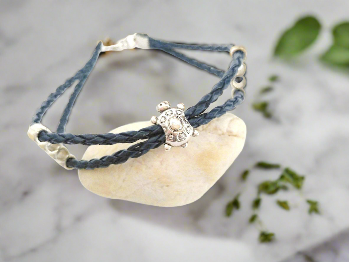 Bracelet en cuir tressé bleu tortue Good Luck