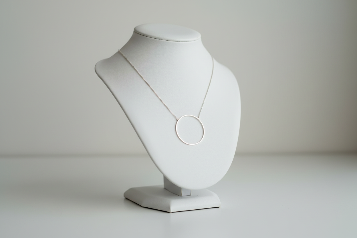 Colgante minimalista geométrica con circulo de acero