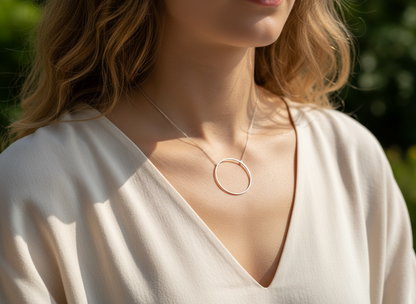 Colgante minimalista geométrica con circulo de acero