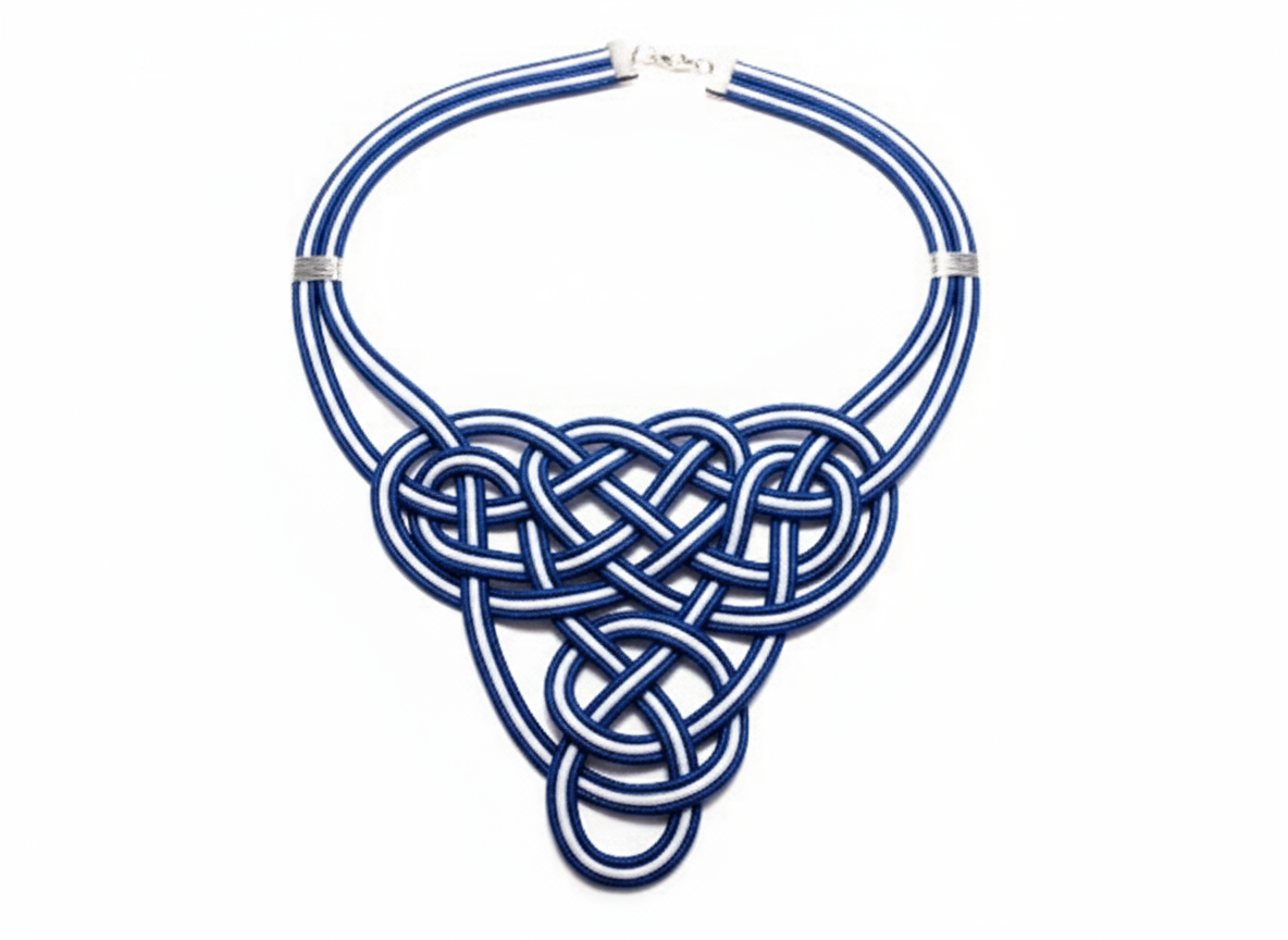 collar azul y blanco de cuero