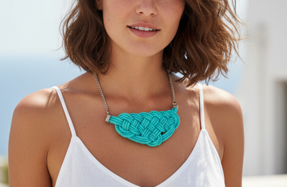 Collier noeud marin pour femme de différentes couleurs