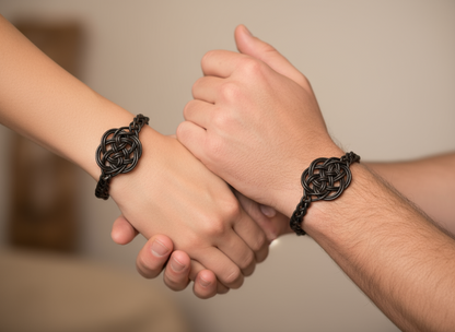 pulsera__con_nudo_celta_del_amor_eterno