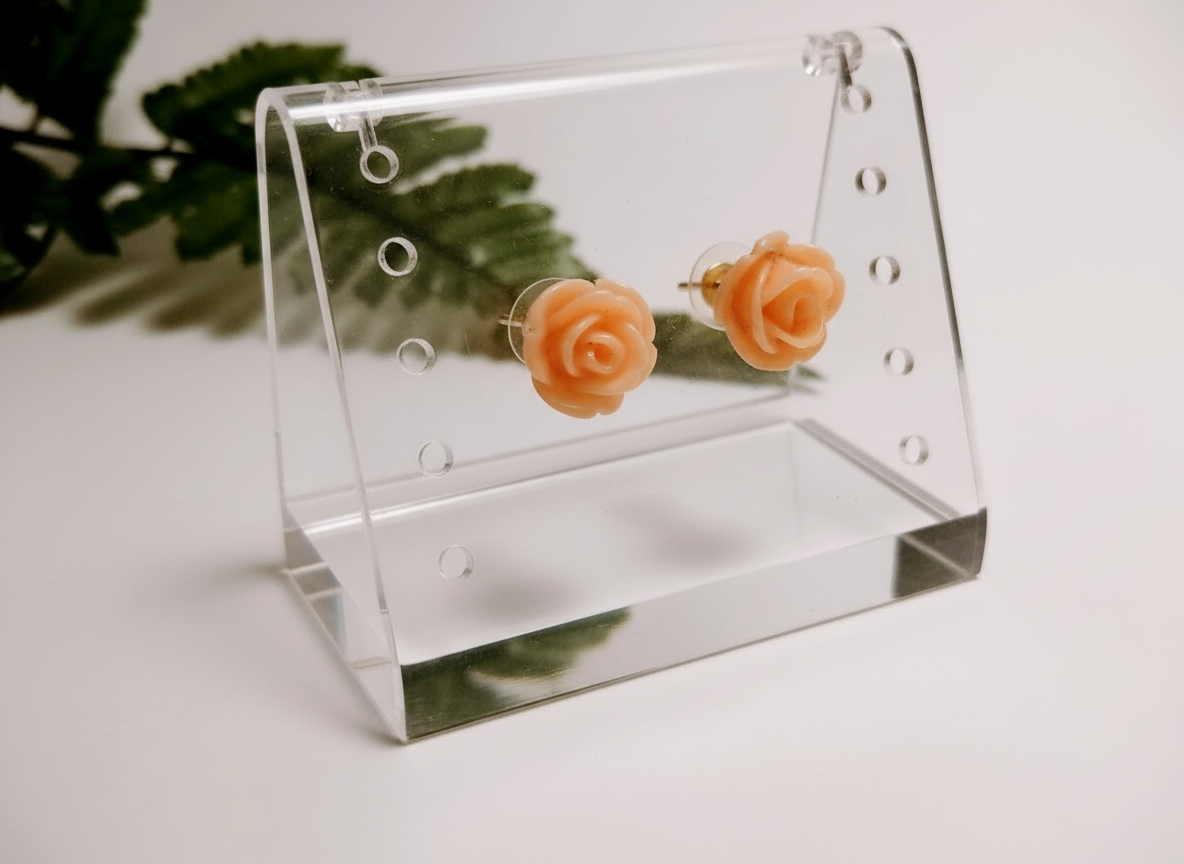 pendientes de botón con forma de delicadas rosas