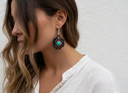 Pendientes con nudos de cuero y turquesa