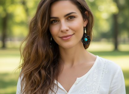 Boucles d'oreilles avec nœuds en cuir et turquoise