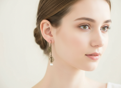 Boucle d'oreille vintage bohème et romantique