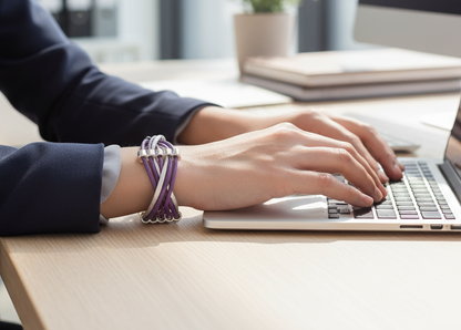 pulsera cuero trenzado morado y plata