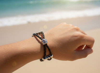 Pulsera de cuero trenzado con búho de la suerte