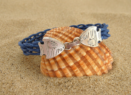 Braided sailor style bracelet in nautical blue with fish clasp