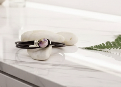 Bracelet double en cuir avec boule en céramique décorée