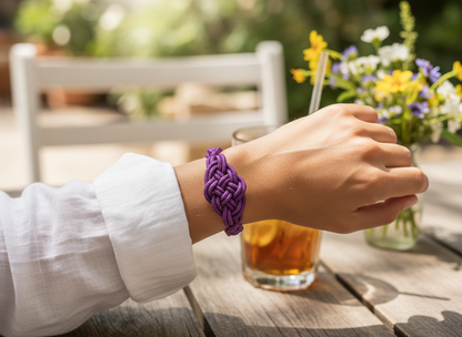 Patron et tutoriel pour le bracelet de la Journée de la femme