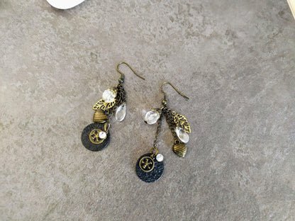 Pendientes largos de cristal y bronce con corazón, pendientes estilo vintage, pendientes con corazón romántico, pendientes de estilo retro.