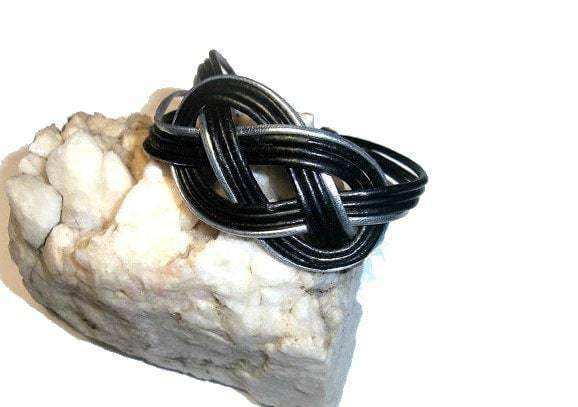 Pulsera unisex de cuero con nudo celta