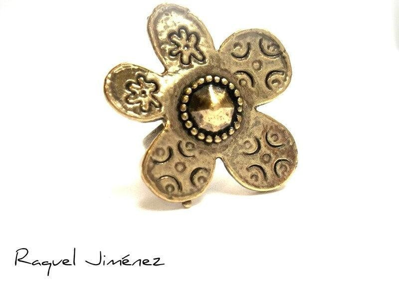 Anillo hippie con flor, anillo ajustable bohemio con una margarita, anillo ajustable para mujer boho, sortija para regalar a mujer bohemia