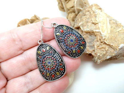 pendientes boho lágrima azul . Raquel Jiménez Artesanía